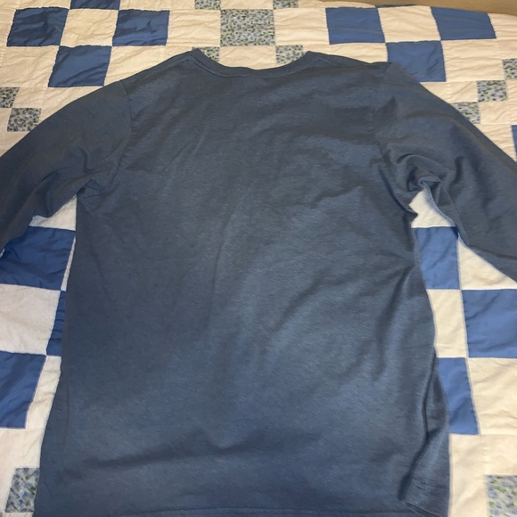 Blue sweatshirt - Picture 2 of 3